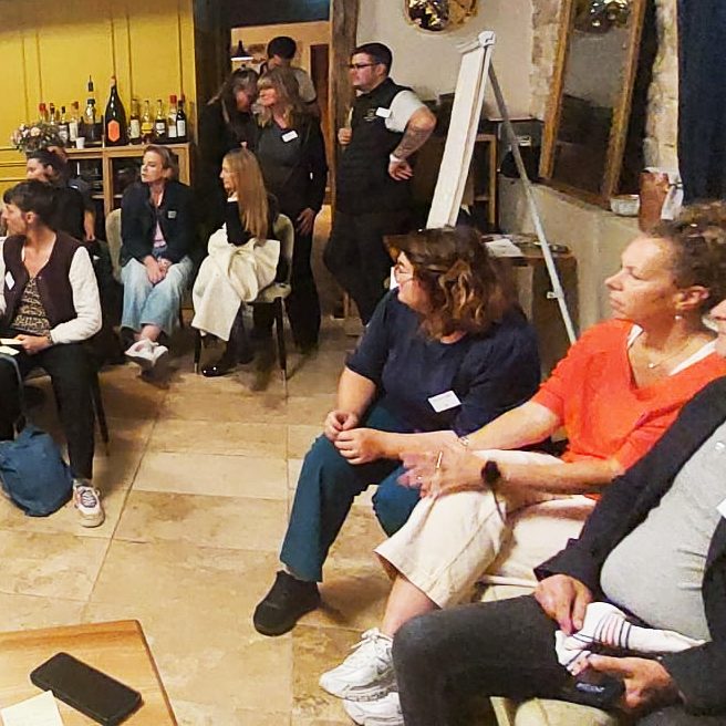 Union des professionnels de Bois le Roi Photos prise pendant la réunion AG de l'association